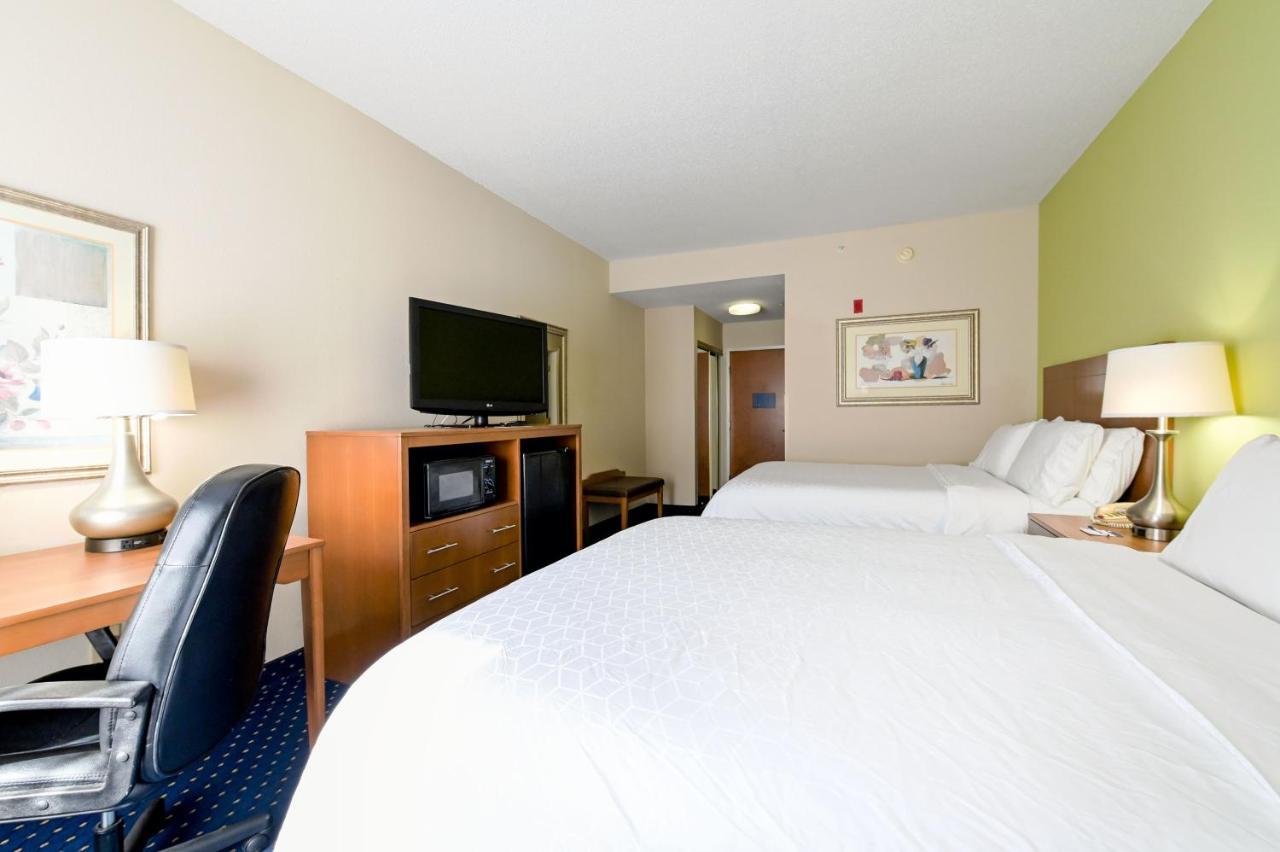 Express By Ihg Hotel