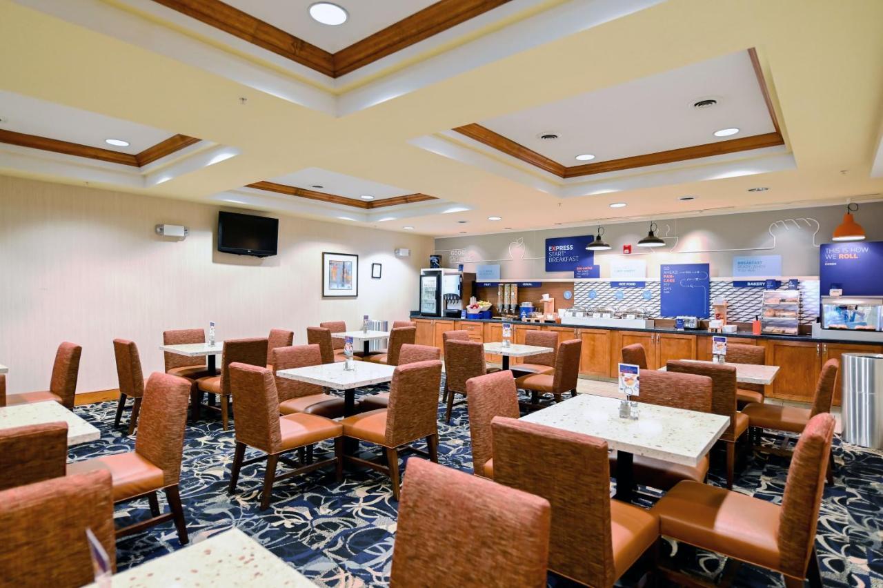 Hotel Express By Ihg Ashland
